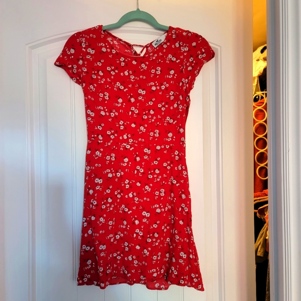 Hollister min red dress size S